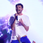 LOS ANGELES, CA - AUGUST 13: Louis Tomlinson performs onstage during the Teen Choice Awards 2017 at Galen Center on August 13, 2017 in Los Angeles, California.